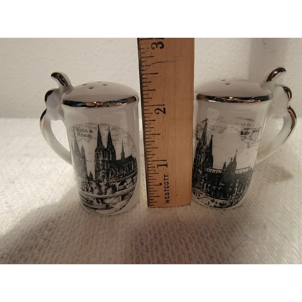 Vintage German Koln Koln A. Rhein Souvenir Stein Shaped Salt Pepper Shakers 2 In
